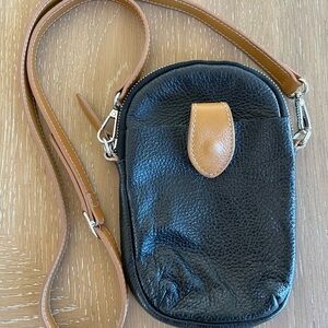 DIVINA FIRENZE made in ITALY. Genuine leather, black and tan Crossbody.